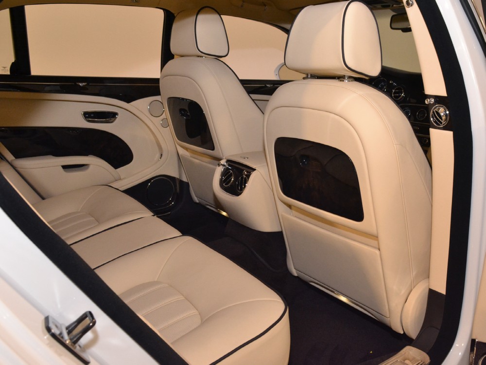 2012 Bentley Mulsanne Image 24