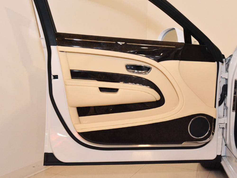 2012 Bentley Mulsanne Image 25
