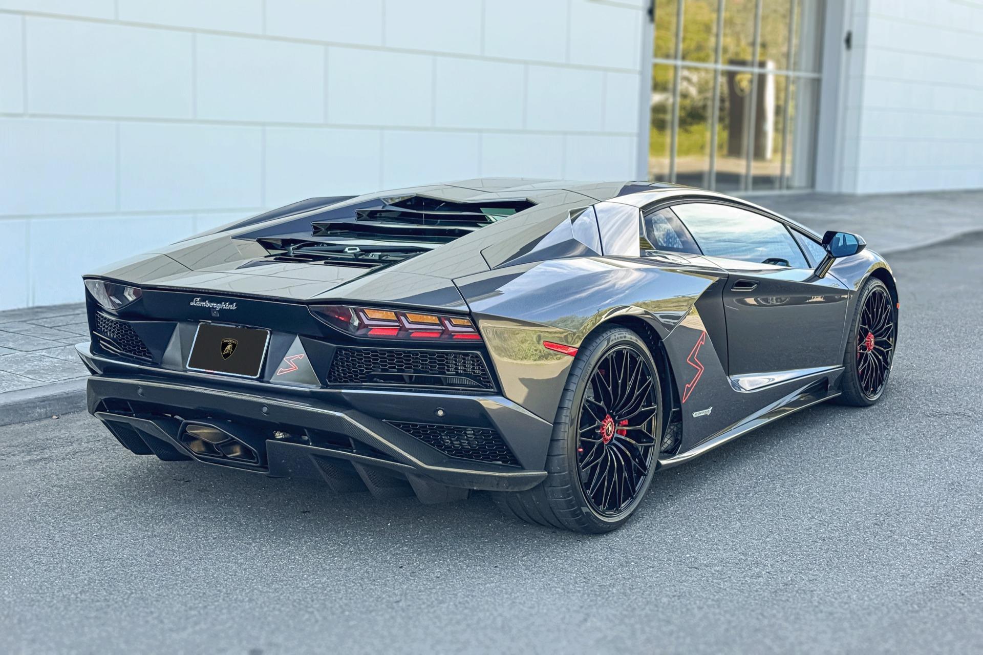 Used-2018-Lamborghini-