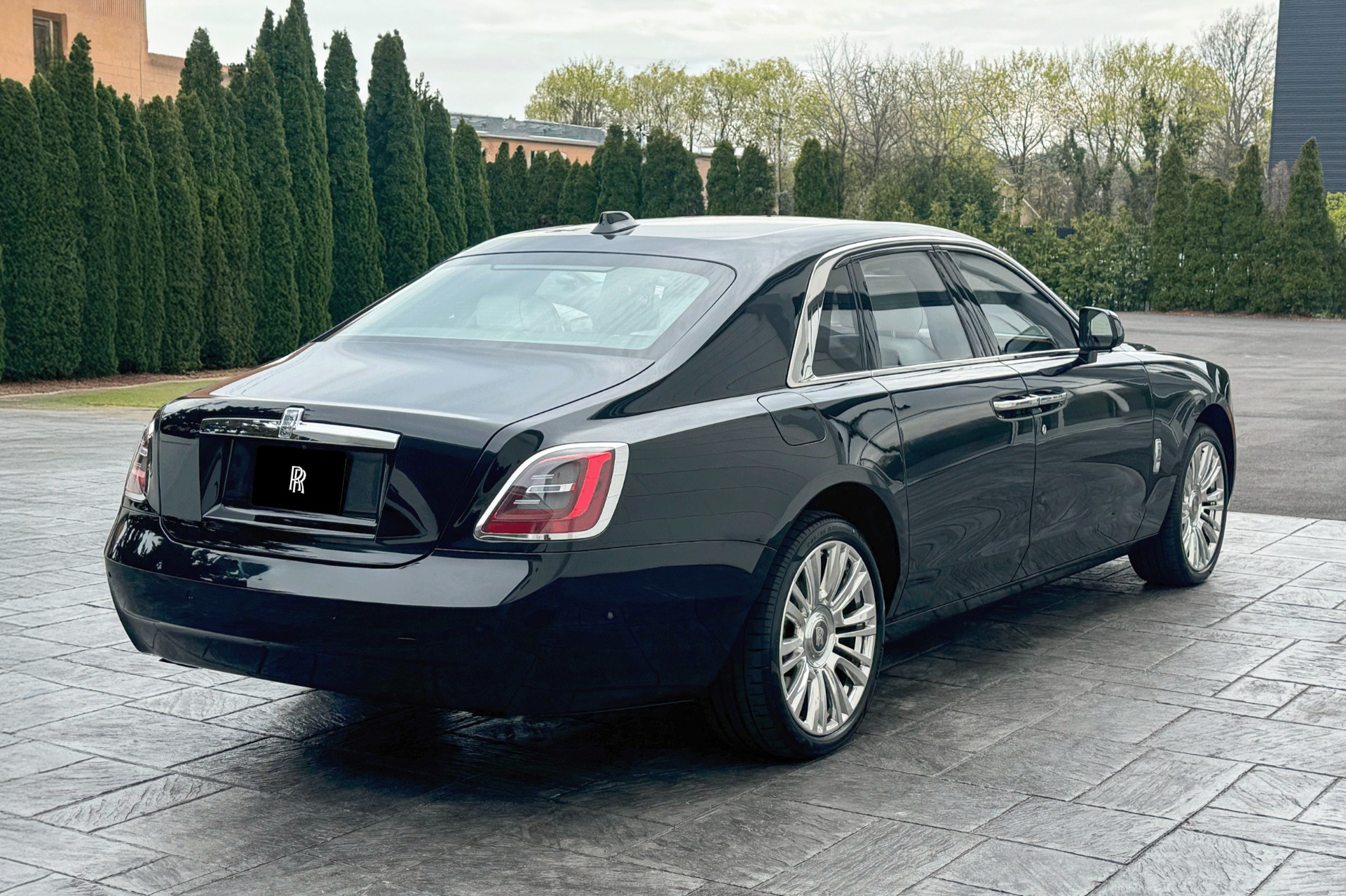 2021 Rolls-Royce Ghost Image 2