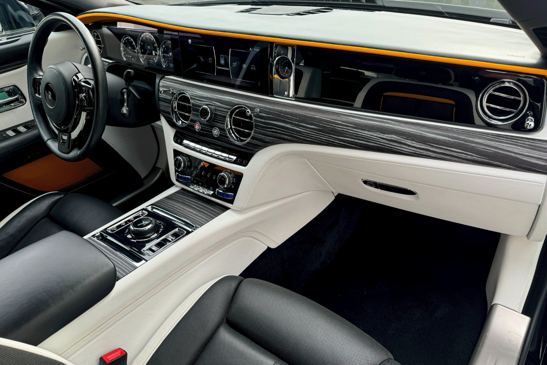 2021 Rolls-Royce Ghost Image 9