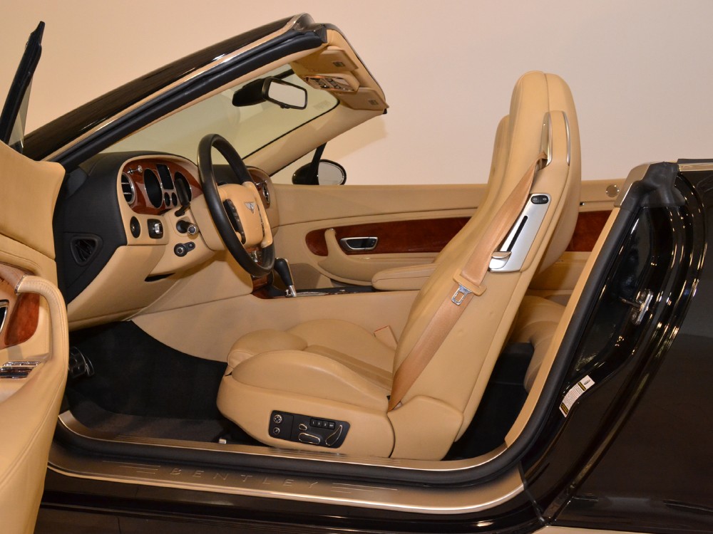 2007 Bentley Continental GT Convertible Image 21
