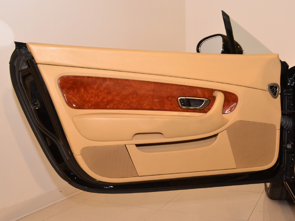 2007 Bentley Continental GT Convertible Image 26