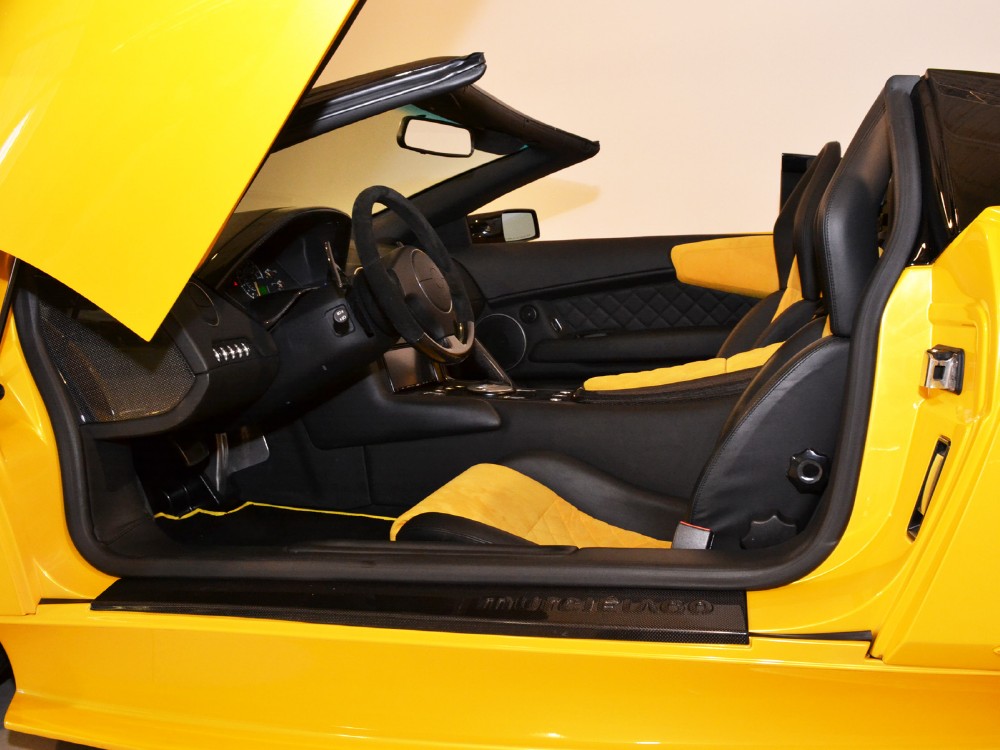 2008 Lamborghini Murcielago Image 16
