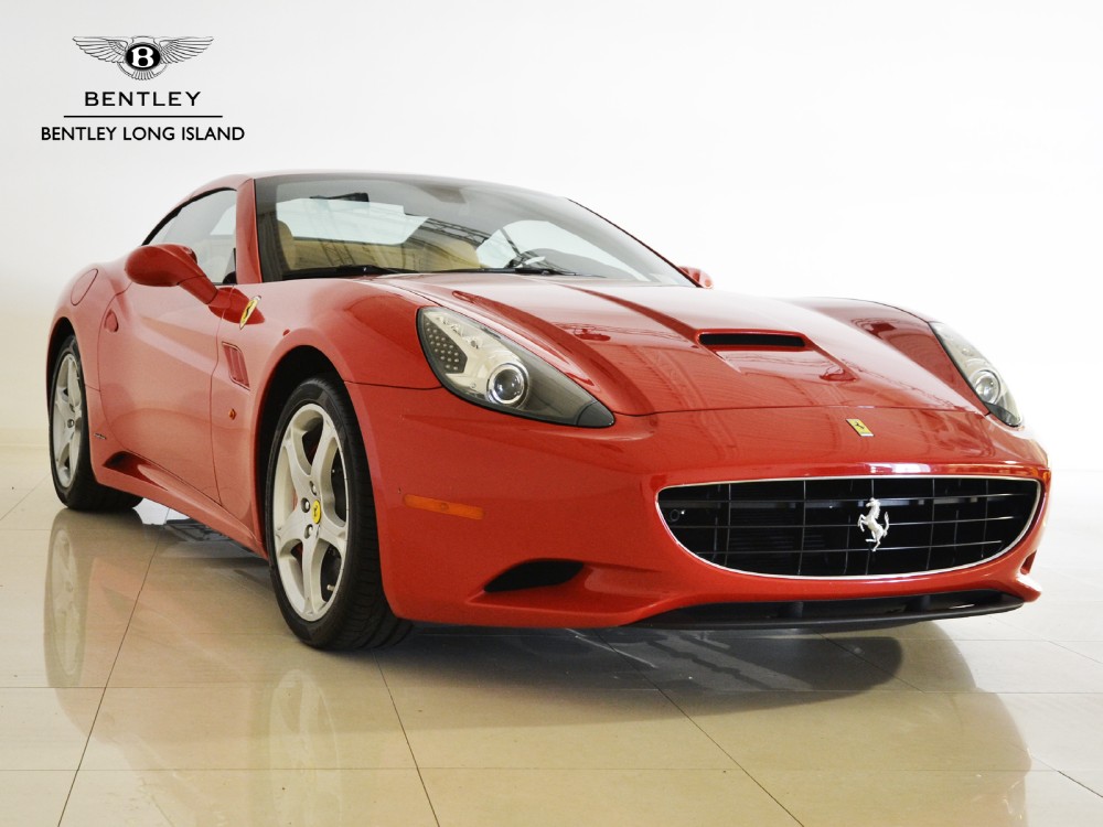 2010 Ferrari California Image 15