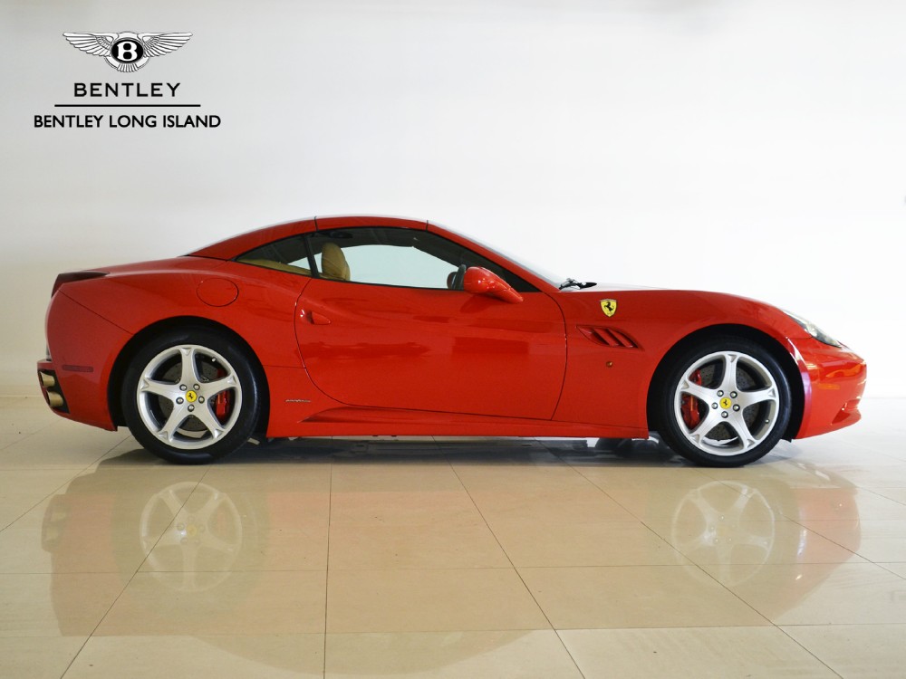 2010 Ferrari California Image 19