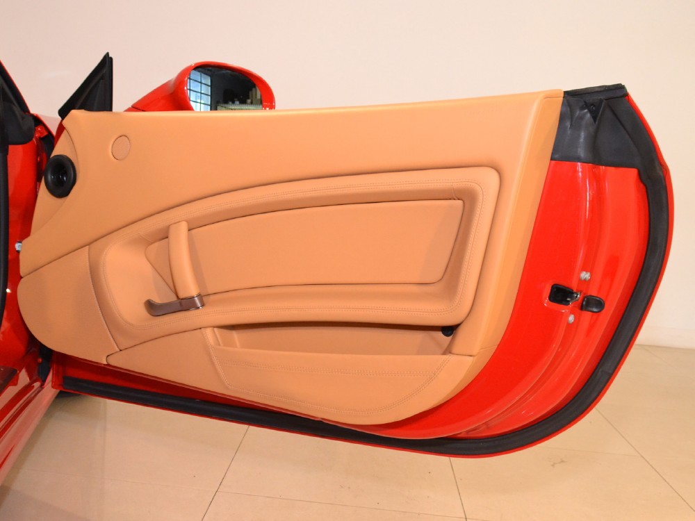 2010 Ferrari California Image 28