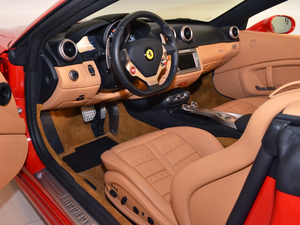 2010 Ferrari California Image 3