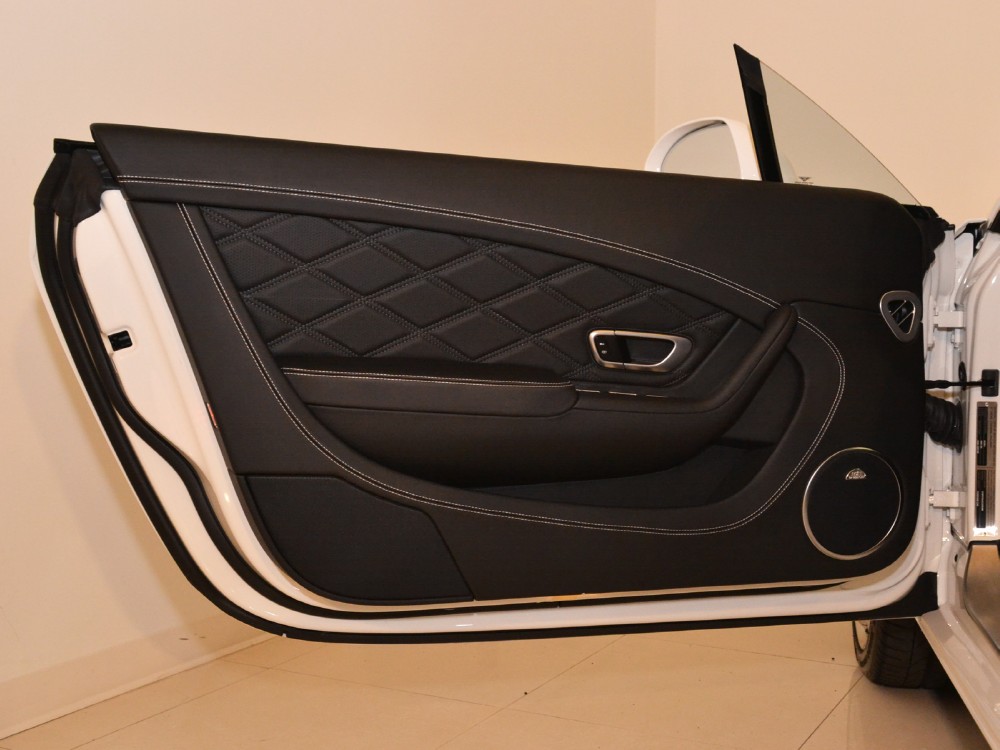 2012 Bentley Continental GT Image 18