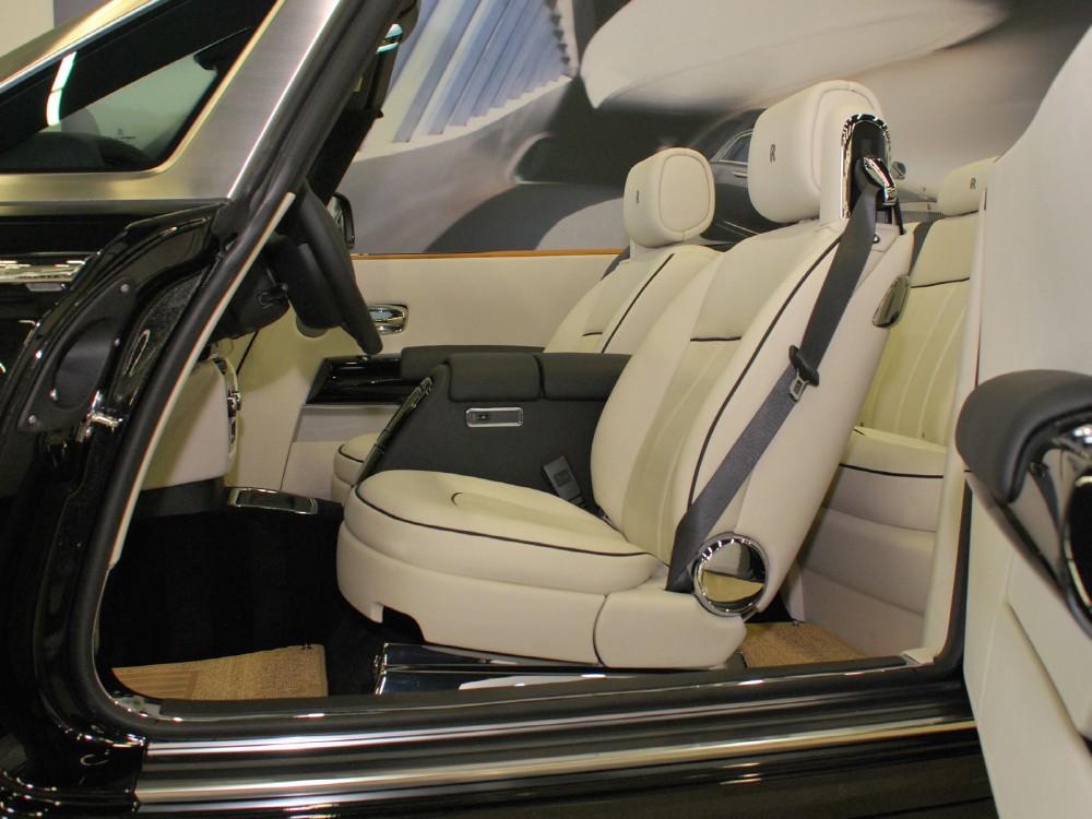2013 Rolls-Royce Phantom Drophead Coupe (Series II) Image 18