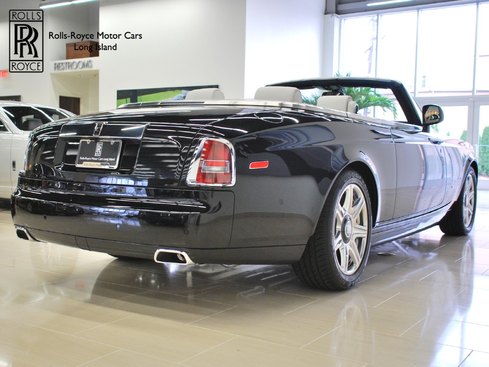 2013 Rolls-Royce Phantom Drophead Coupe (Series II) Image 2
