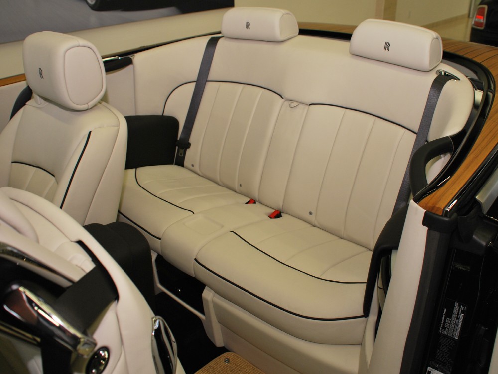 2013 Rolls-Royce Phantom Drophead Coupe (Series II) Image 20