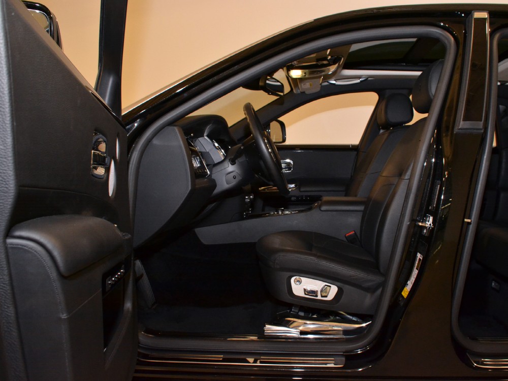 2011 Rolls-Royce Ghost Image 13