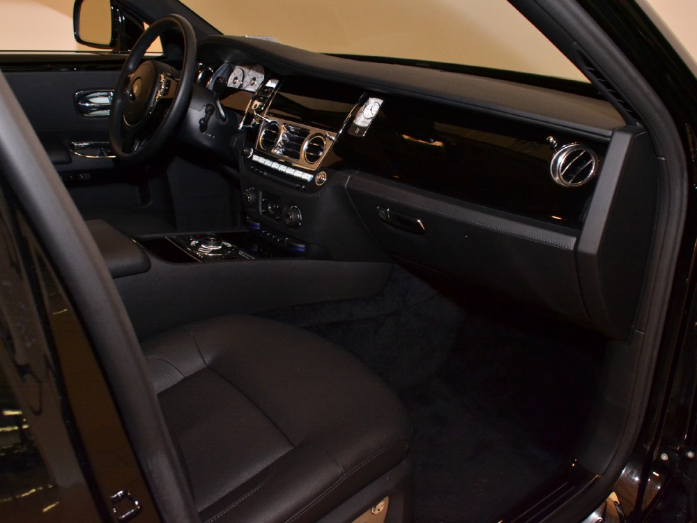 2011 Rolls-Royce Ghost Image 14
