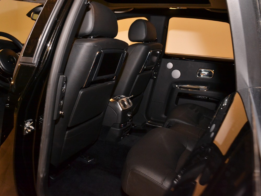 2011 Rolls-Royce Ghost Image 18