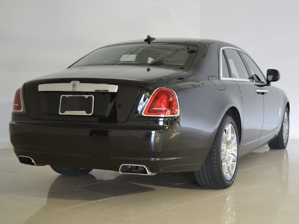 2011 Rolls-Royce Ghost Image 2