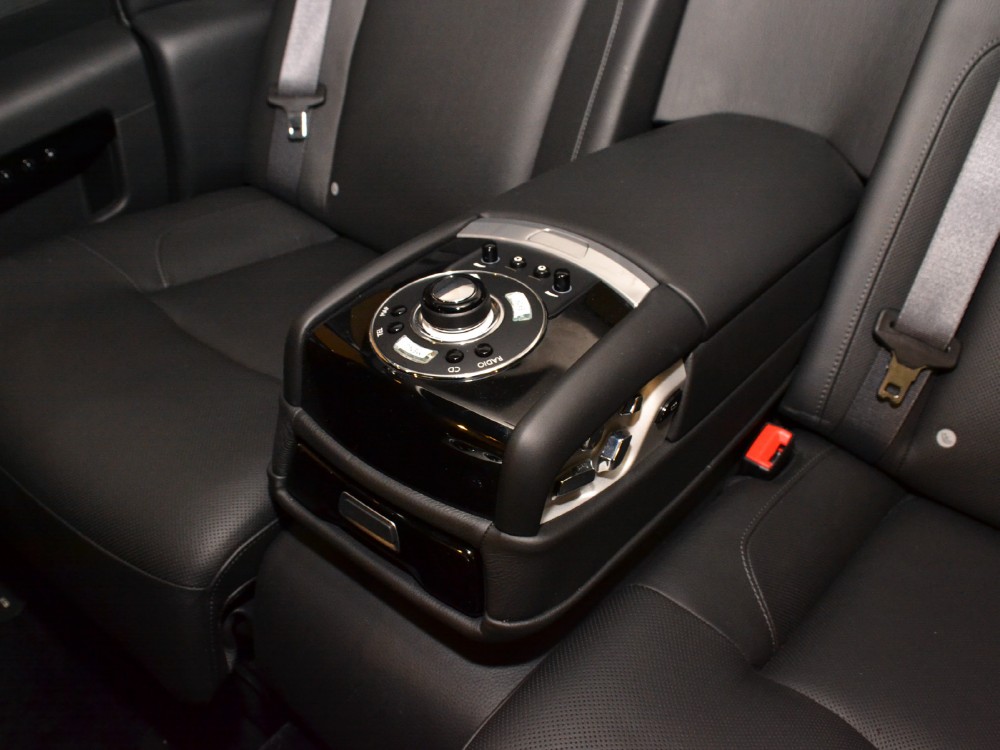 2011 Rolls-Royce Ghost Image 20