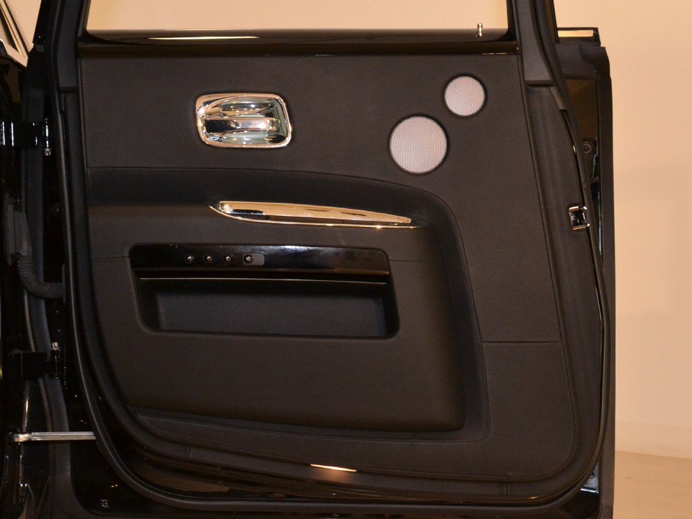 2011 Rolls-Royce Ghost Image 28