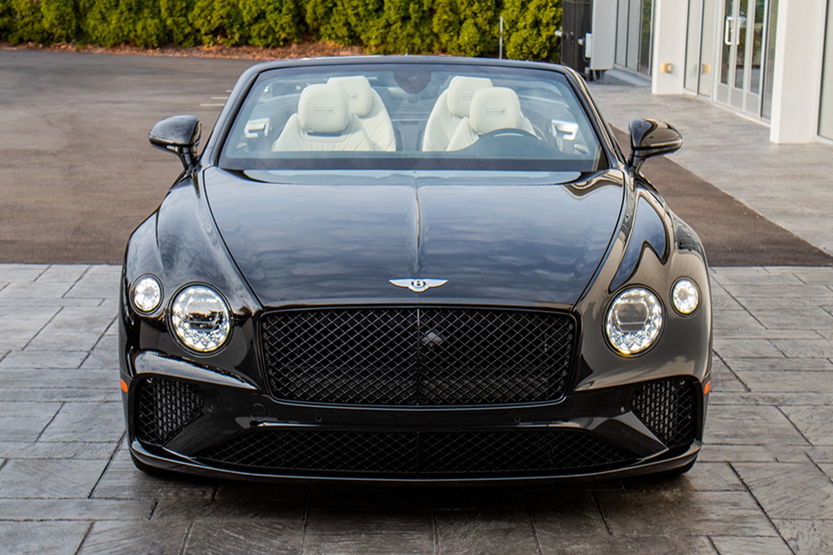 2024 Bentley Continental GTC Image 10