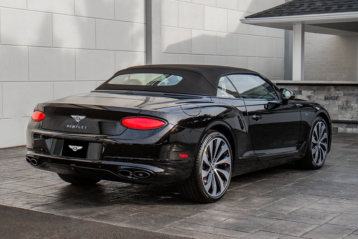2024 Bentley Continental GTC Image 12