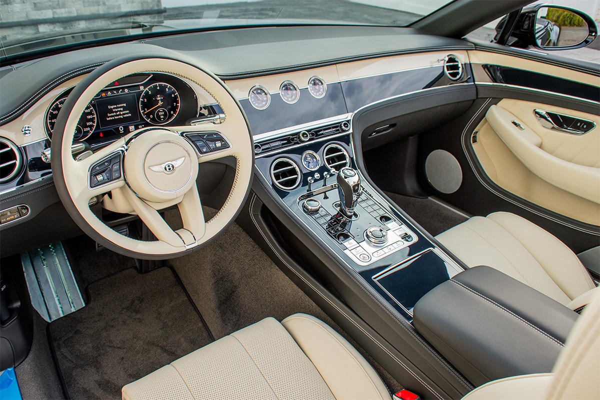 2024 Bentley Continental GTC Image 21