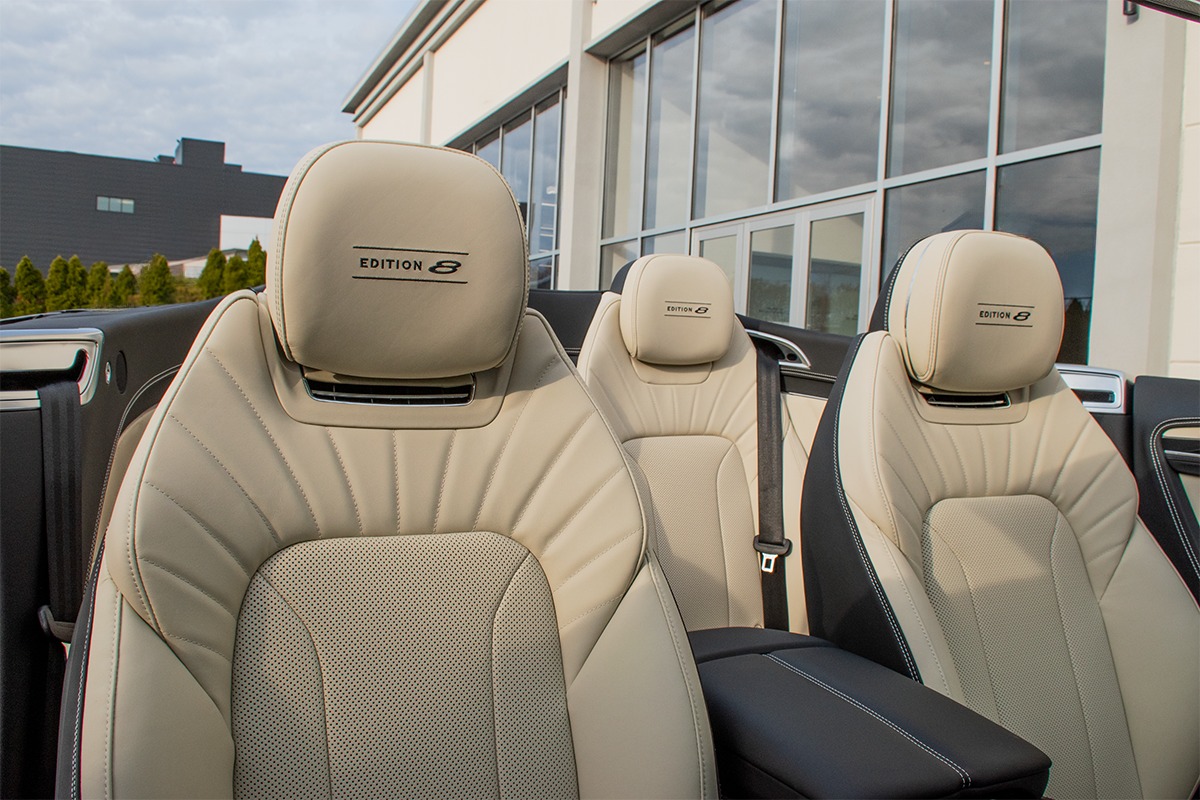 2024 Bentley Continental GTC Image 25
