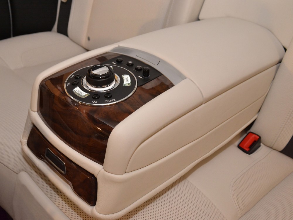 2011 Rolls-Royce Ghost Image 20