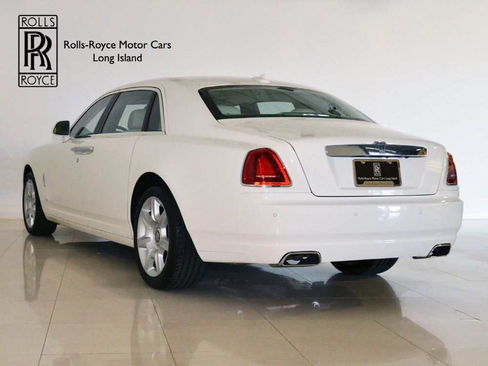 2011 Rolls-Royce Ghost Image 8