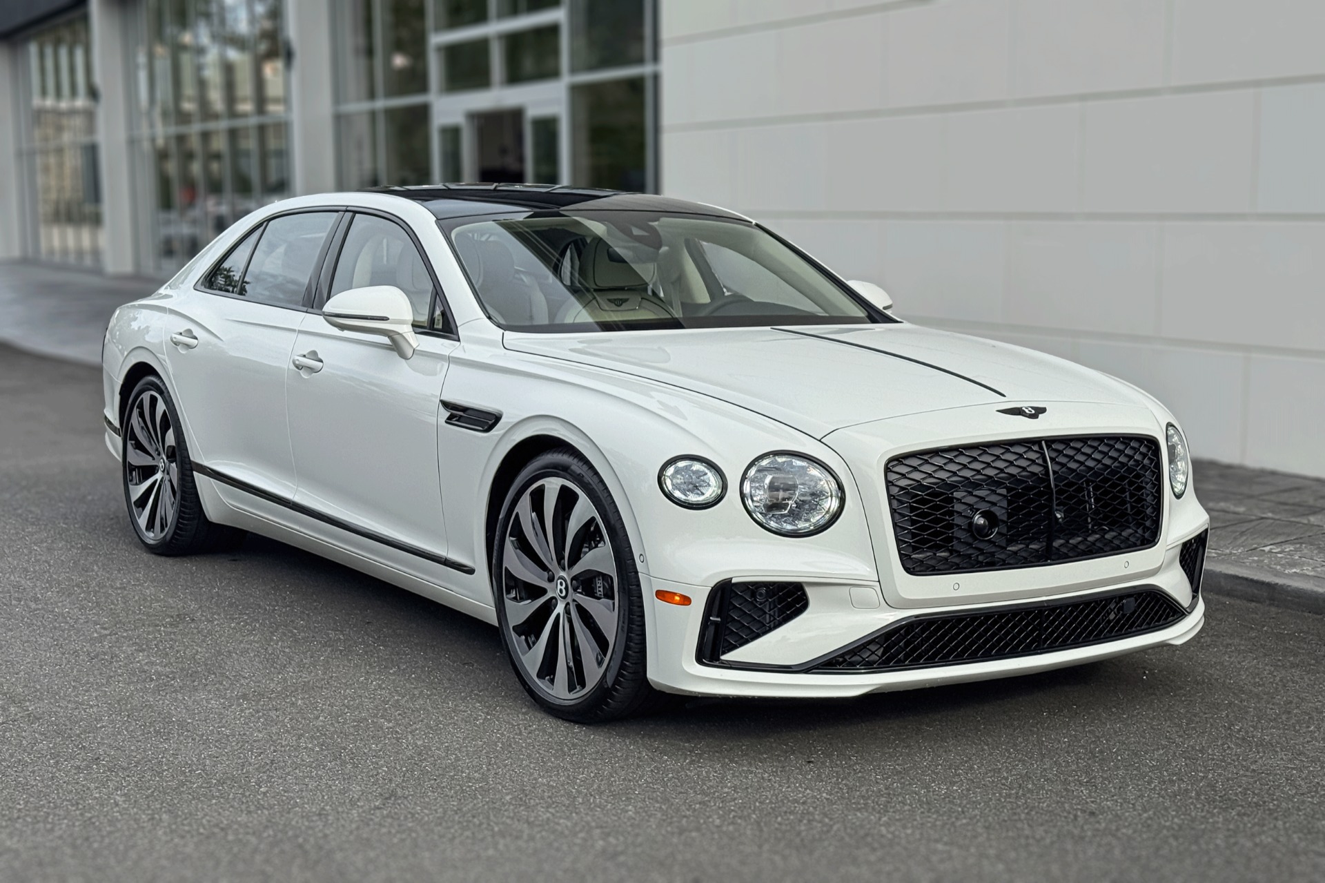 2026 Bentley Flying Spur Image 21