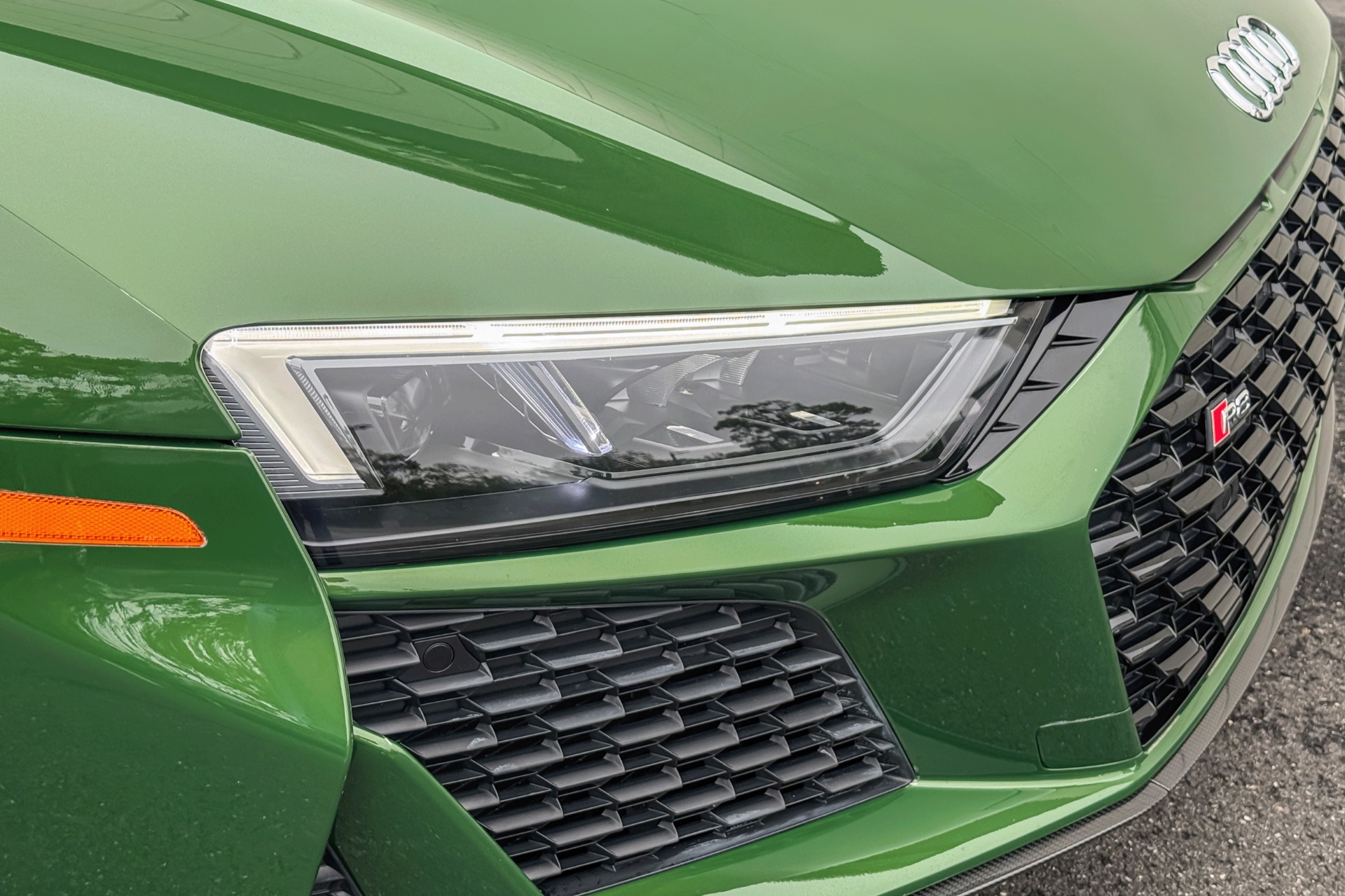 Used-2020-Audi-R8-52-quattro-