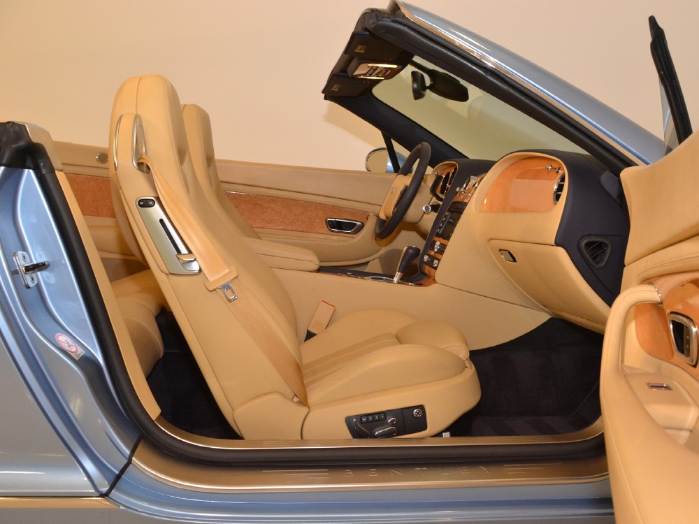 2008 Bentley Continental GT Convertible Image 25