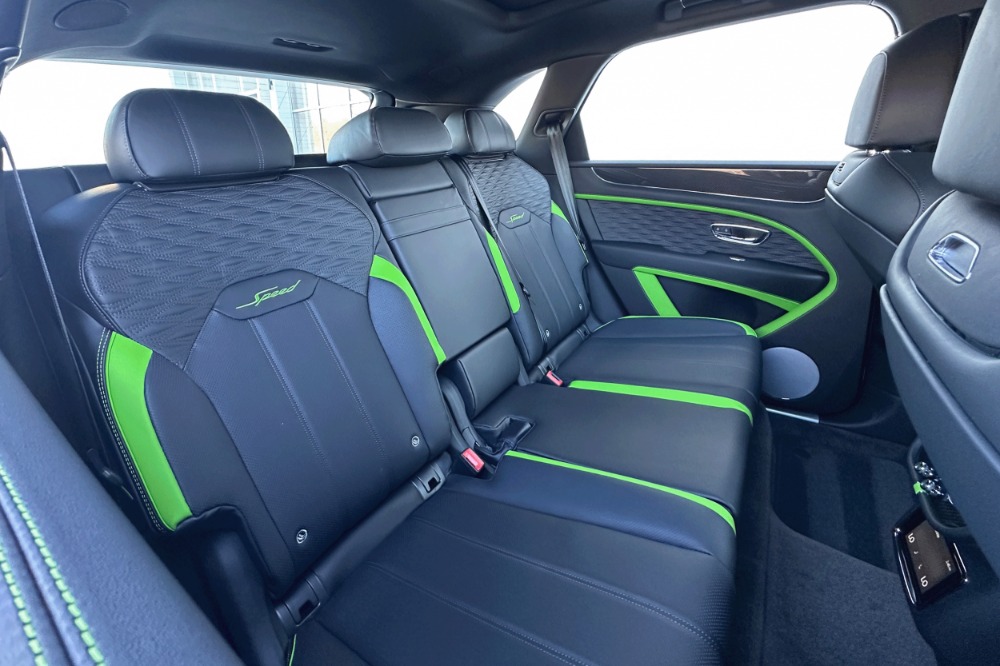 2026 Bentley Bentayga Image 14