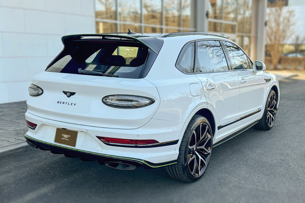 2026 Bentley Bentayga Image 21