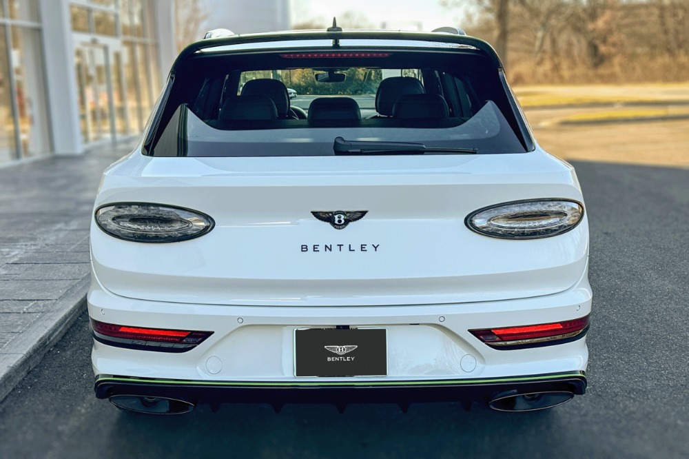 2026 Bentley Bentayga Image 22