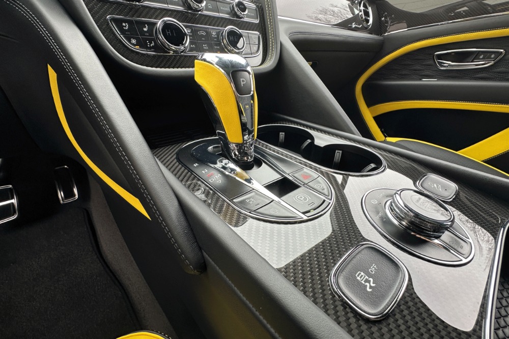 2026 Bentley Bentayga Image 11