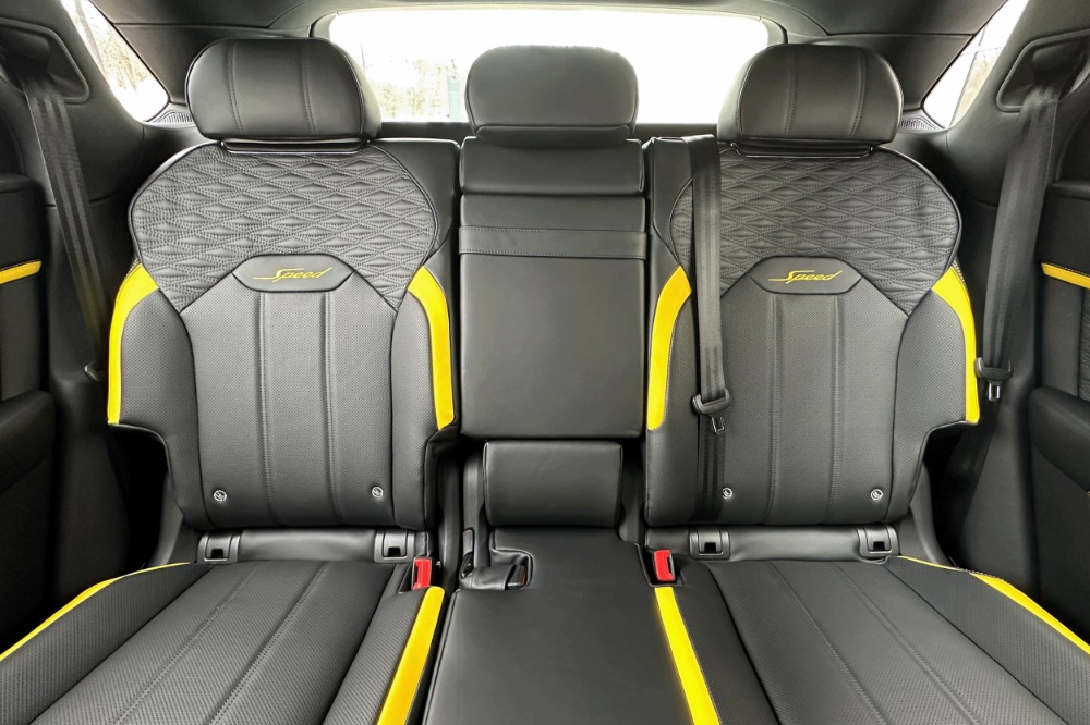 2026 Bentley Bentayga Image 15