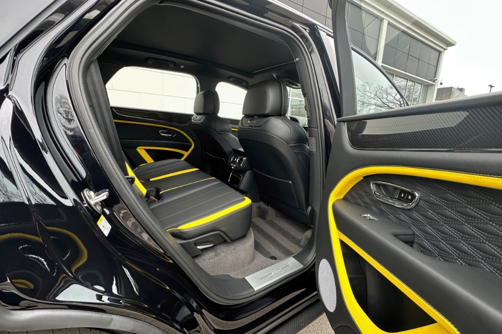 2026 Bentley Bentayga Image 17