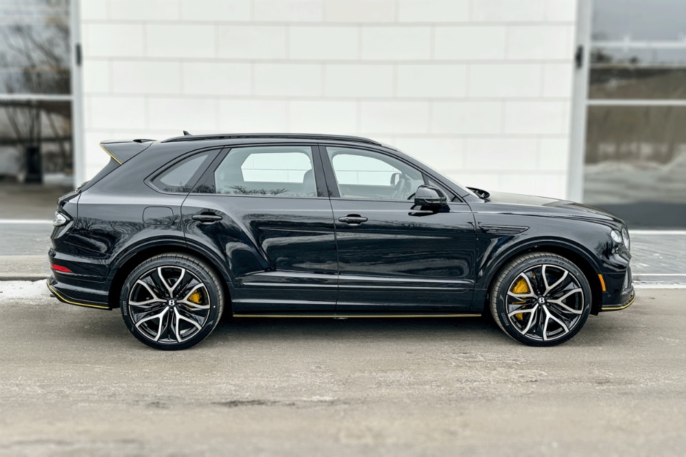 2026 Bentley Bentayga Image 5