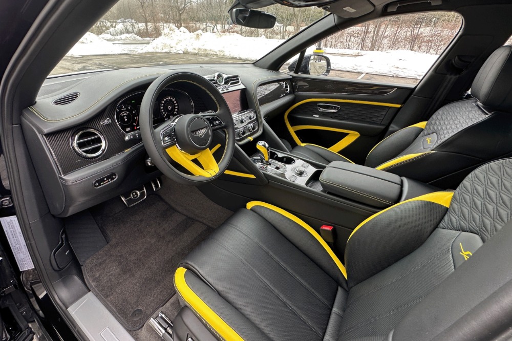 2026 Bentley Bentayga Image 8