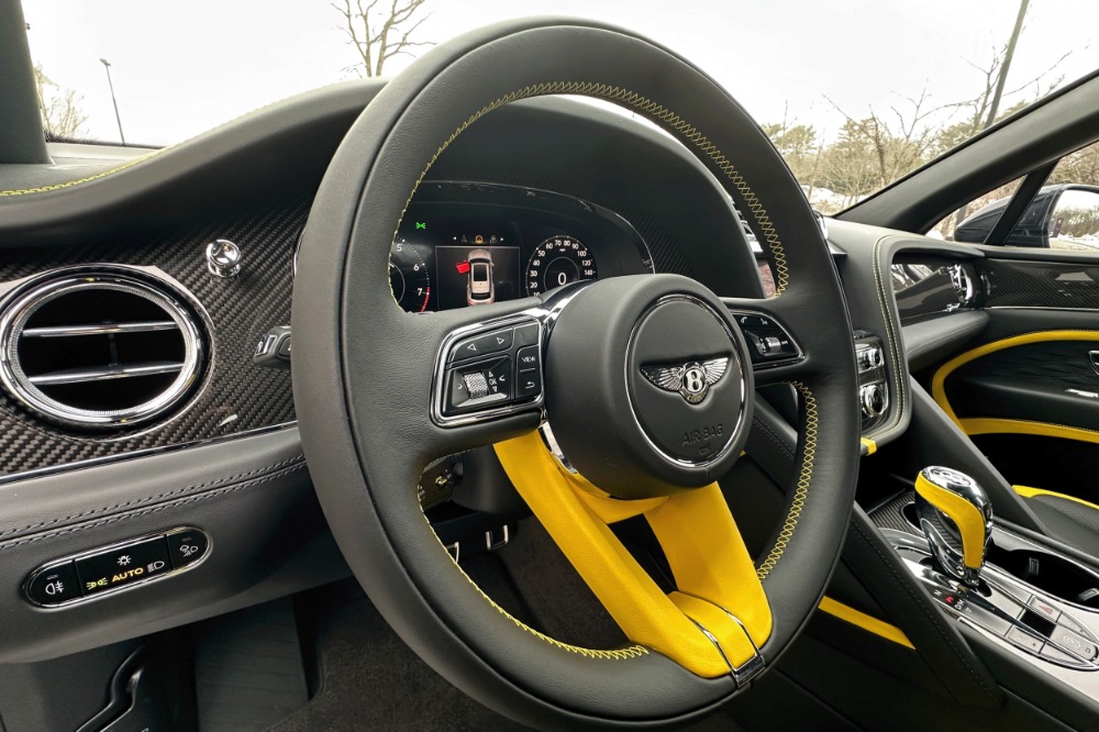 2026 Bentley Bentayga Image 9