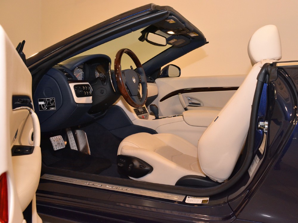 2012 Maserati GranTurismo Image 21