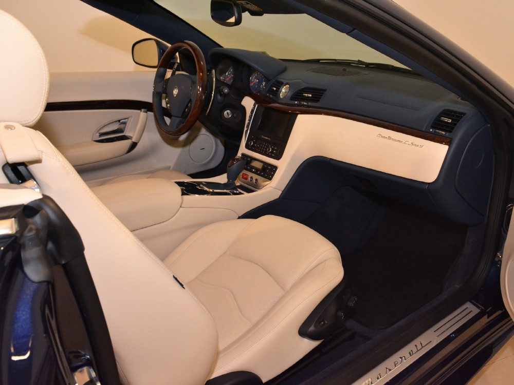 2012 Maserati GranTurismo Image 24