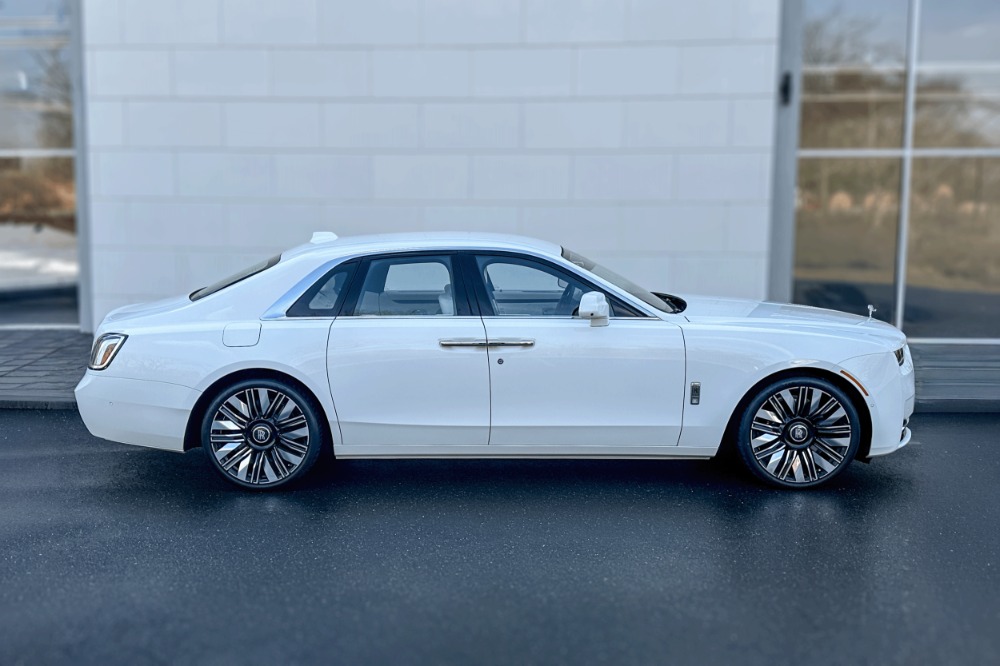 2026 Rolls-Royce Ghost Image 3