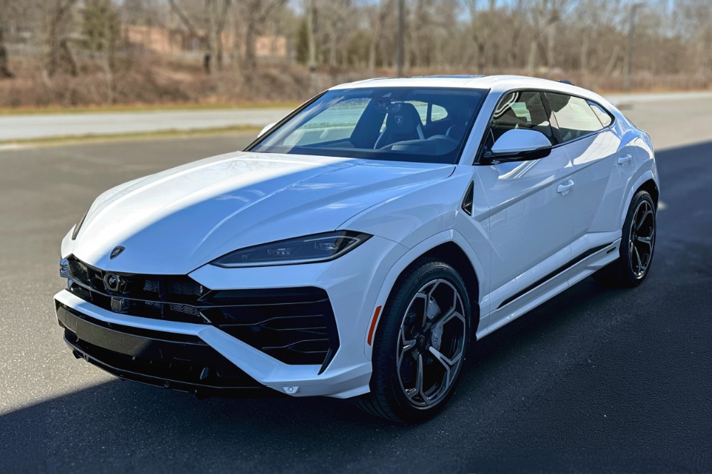 2026 Lamborghini Urus Image 19