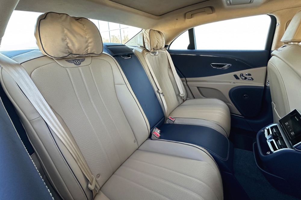 2026 Bentley Flying Spur Image 16