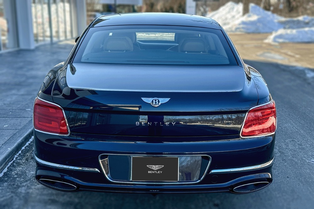 2026 Bentley Flying Spur Image 19