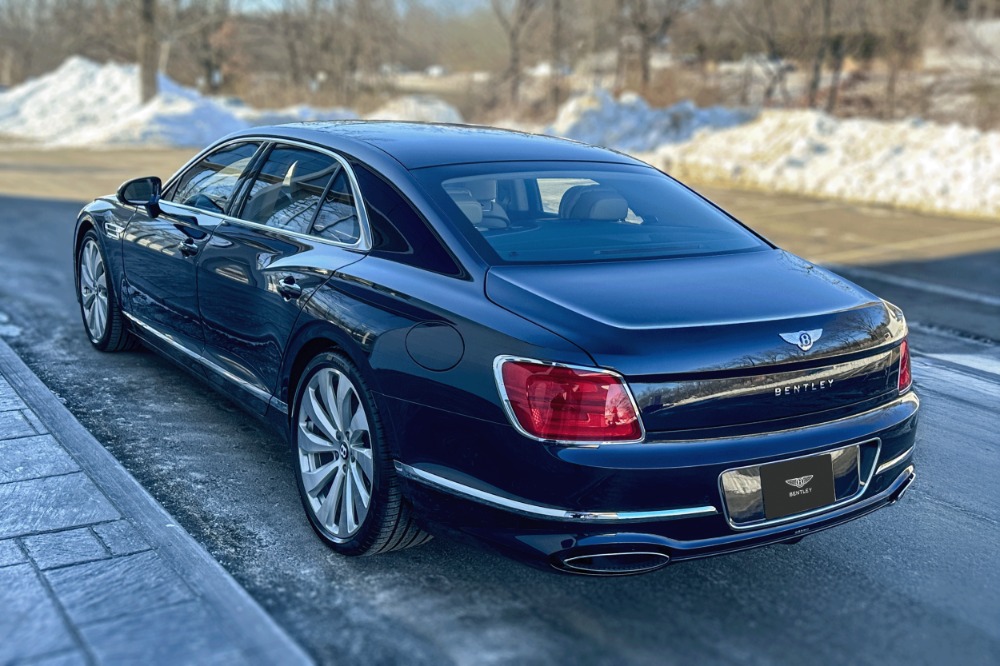 2026 Bentley Flying Spur Image 20