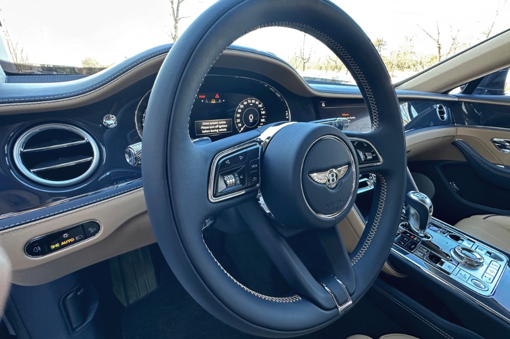 2026 Bentley Flying Spur Image 9