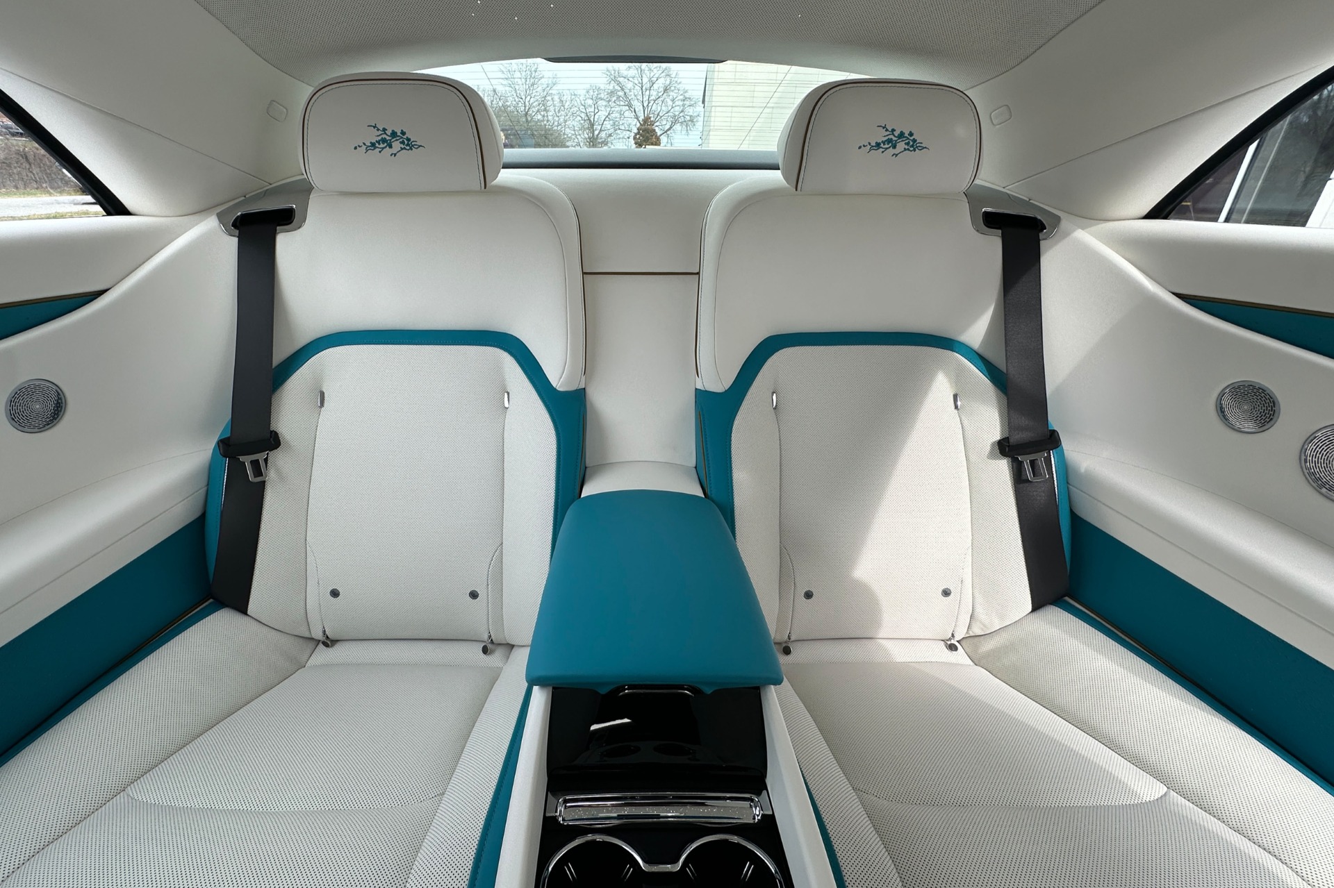 2026 Rolls-Royce Spectre Image 16
