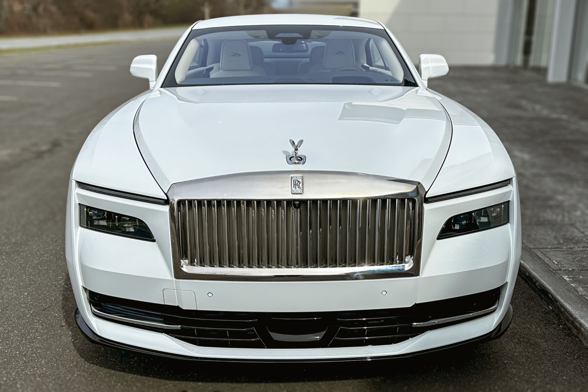 2026 Rolls-Royce Spectre Image 5